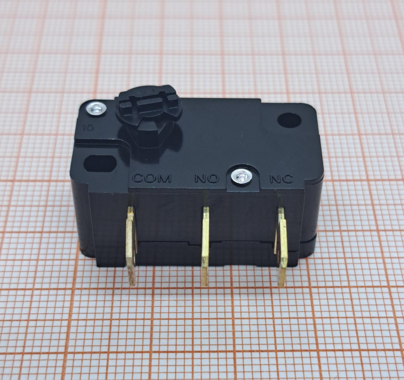 Микропереключатель SNAP ACTION D2MC5H OMRON OCB Микропереключатель SNAP ACTION D2MC5H OMRON OCB