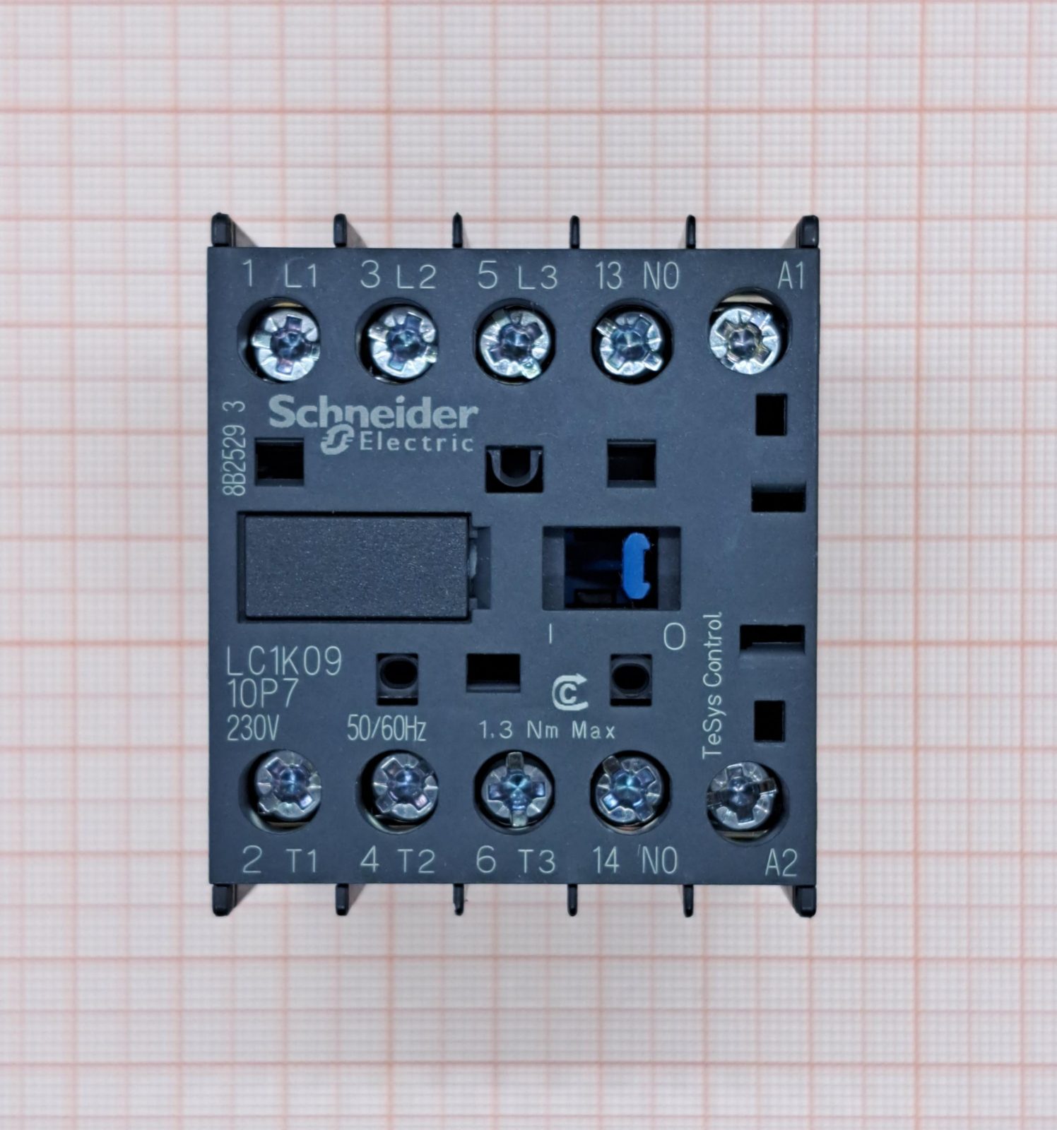Контактор 3-полюсный LC1K0910P7 SCHNEIDER ELECTRIC