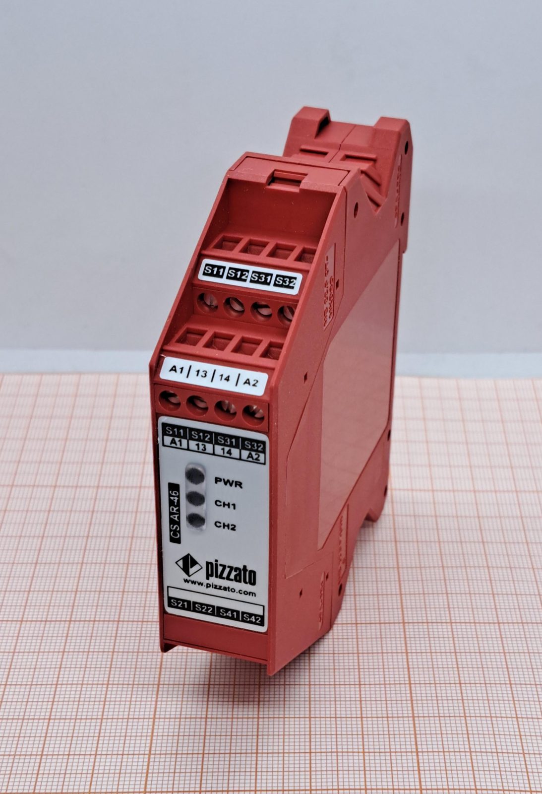 Реле безопасности CS AR-46V024 PIZZATO ELETTRICA Реле безопасности CS AR-46V024 PIZZATO ELETTRICA