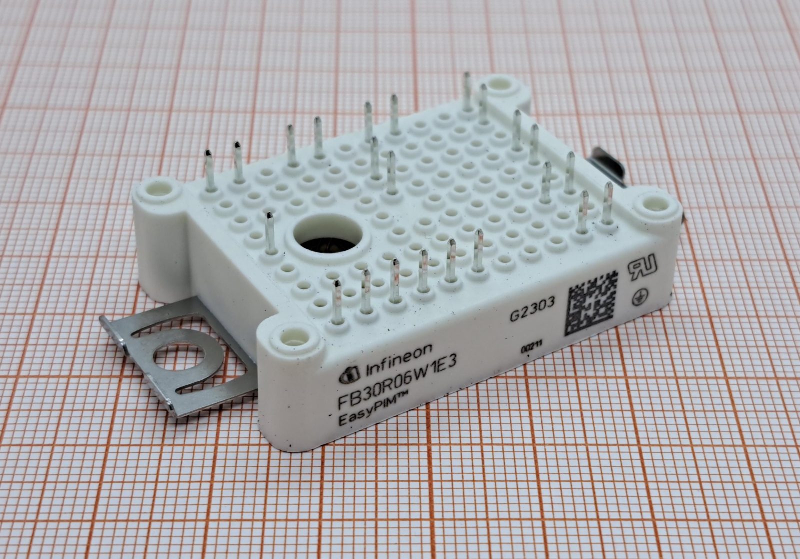 Модуль IGB FB30R06W1E3BOMA1 INFINEON TECHNOLOGIES Модуль IGB FB30R06W1E3BOMA1 INFINEON TECHNOLOGIES