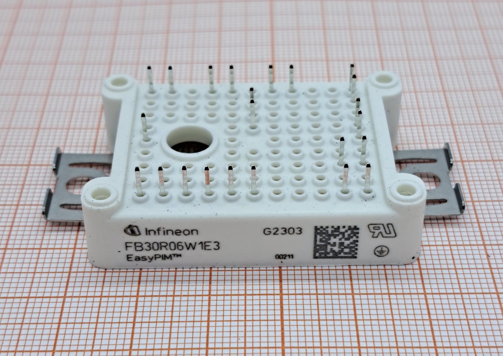 Модуль IGB FB30R06W1E3BOMA1 INFINEON TECHNOLOGIES Модуль IGB FB30R06W1E3BOMA1 INFINEON TECHNOLOGIES